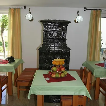Agroturismo Biohof Deml *